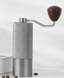 NNEDSZ Silver Premium Manual Coffee Grinder with Adjustable Ceramic Burr - Compact and Durable for Perfect Coffee Grinding