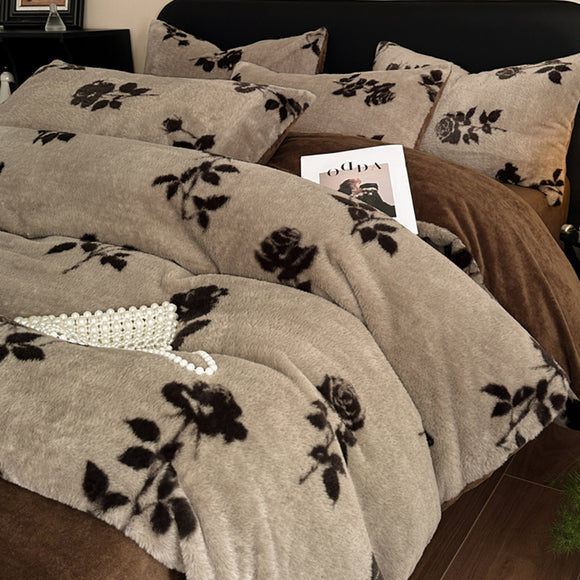 NNEDSZ Brown Rose Motifs Luxury Winter Faux Rabbit Fur Bedding Set - 4-Piece Melange Style Plush Set for 1.8m Beds (200x230cm Duvet Cover)