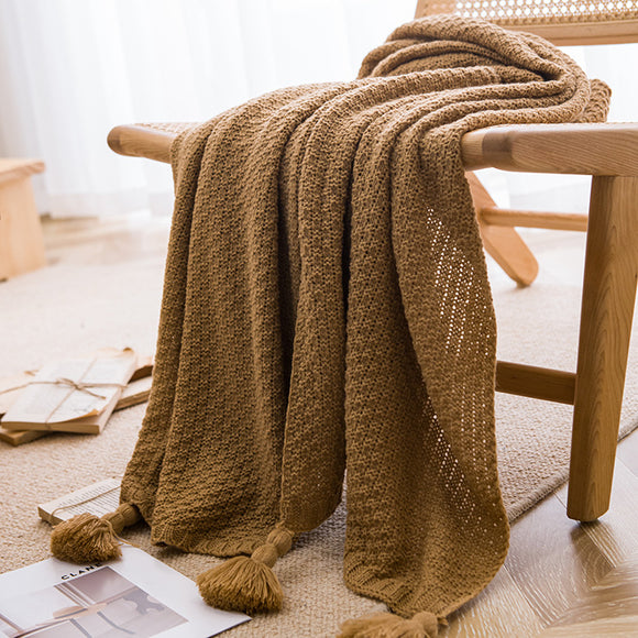 NNEDSZ Brown 110cm x 150cm Soft Tassel Throw Blanket for Sofa or Bed, Cozy  Casual Blanket for Office Nap, Minimalist Bed End Cover