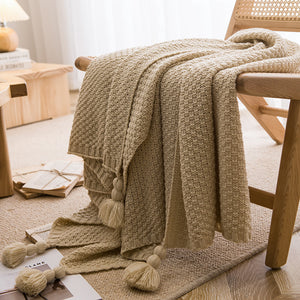 NNEDSZ Beige 110cm x 150cm Soft Tassel Throw Blanket for Sofa or Bed, Cozy  Casual Blanket for Office Nap, Minimalist Bed End Cover