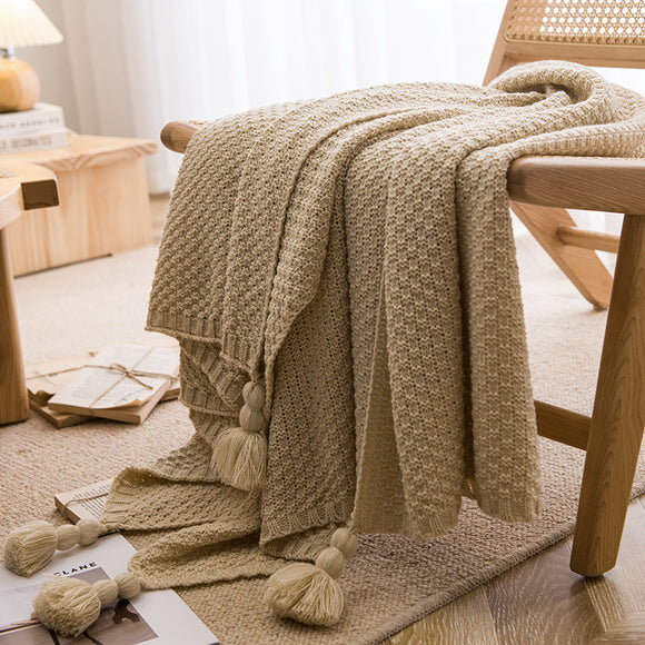 NNEDSZ Beige 110cm x 150cm Soft Tassel Throw Blanket for Sofa or Bed, Cozy  Casual Blanket for Office Nap, Minimalist Bed End Cover