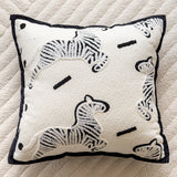 NNEDSZ White Horse 45x45cm Decorative Zebra-Pattern Pillow Cover with Non-Woven Insert