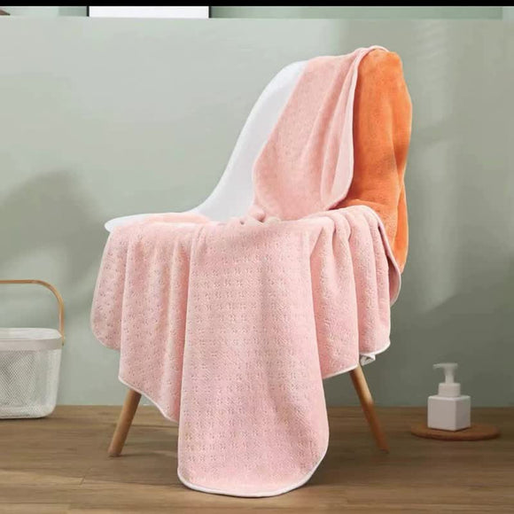 NNEDSZ Pink-orange Oversized Double-Sided Coral Fleece Bath Towel | Soft and Absorbent, Thick & Warm, 70x140cm