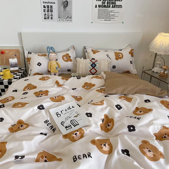 NNEDSZ Cartoon Bear 4-Piece Bedding Set with Comforter and Pillowcases for Kids - Soft and Cute Bed Linen (Comforter 150x200cm, Bed Sheet 160x230cm, Pillowcases 48x47cm)
