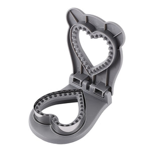 NNEDSZ 3 Pcs Grey Heart Sandwich Maker Sealer - DIY Toast Pocket Bread Cutter & Sealer Mold (PP + 304 Stainless Steel)