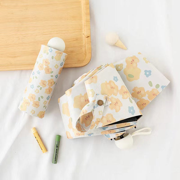 NNEDSZ Small Yellow Flower Mini 5-Fold Umbrella - Portable, Anti-UV, Black Glue Coating