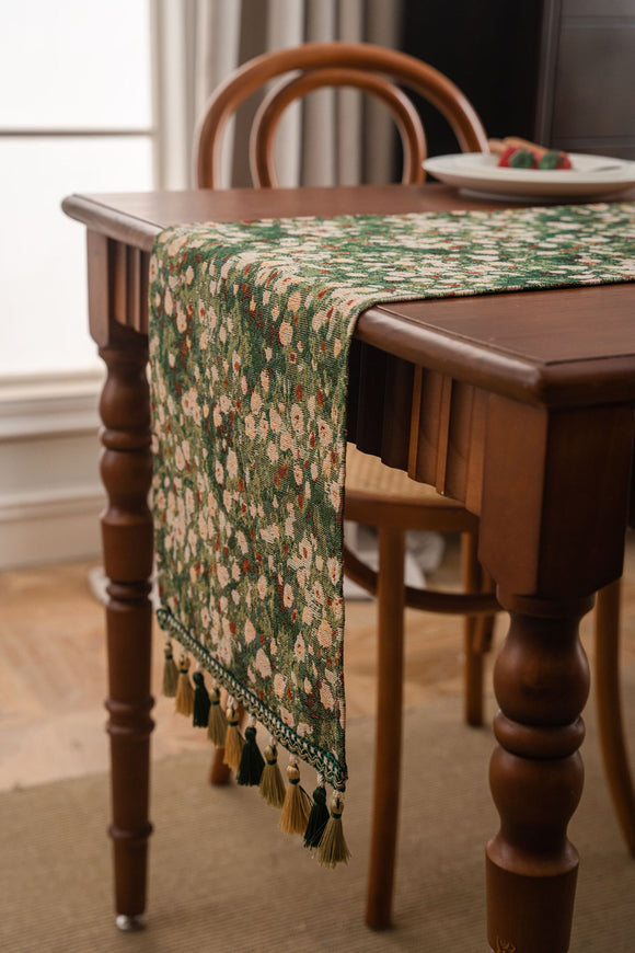 NNEDSZ Floral Table Runner with Tassels - Jacquard Green Farmhouse Style (33x240cm)
