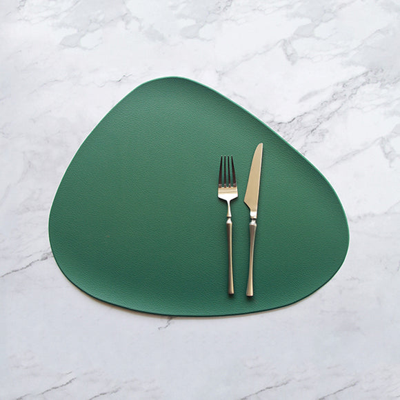 NNEDSZ 4 Pcs Green Nordic-Style PVC Leather Placemats Set of 4 - Waterproof, Heat-Resistant, and Oil-Proof Triangular Table Mats
