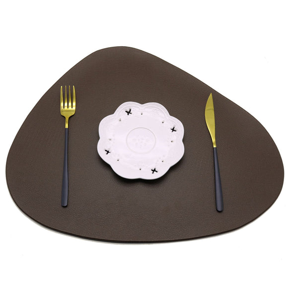 NNEDSZ 4 Pcs Coffee Nordic-Style PVC Leather Placemats Set of 4 - Waterproof, Heat-Resistant, and Oil-Proof Triangular Table Mats