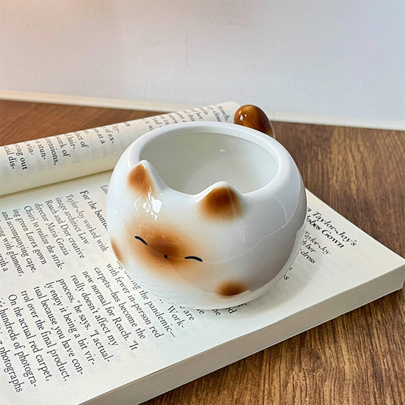 NNEDSZ White And Brown Adorable Ceramic Cat Mug - Cute Creative Coffee Cup with Tail Handle (210ml)