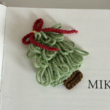 NNEDSZ Christmas Collection Hair Clips - Set of 5 Random Main Image Styles, Festive Knitted Tree & Bow BB Clips, Bangs Clips & Hair Accessories