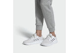 NNEKG Womens Showtheway (White Silver Metallic White Size 8)