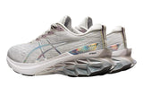 NNEKG Womens Novablast 2 Platinum Running Shoe (Glacier Grey White Size 9 US)