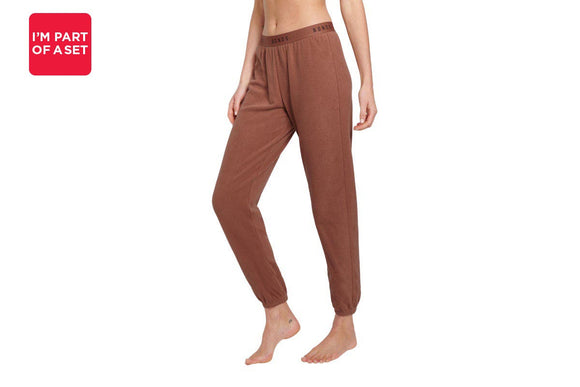 NNEKG Womens Livin Pants (Red Wood Size XS)
