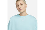 NNEKG Womens Sportswear Essential Fleece Oversized Crew Sweatshirt (Copa White Size M)