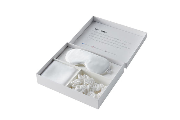 NNEKG 4 Piece Mulberry Silk Gift Set (White)
