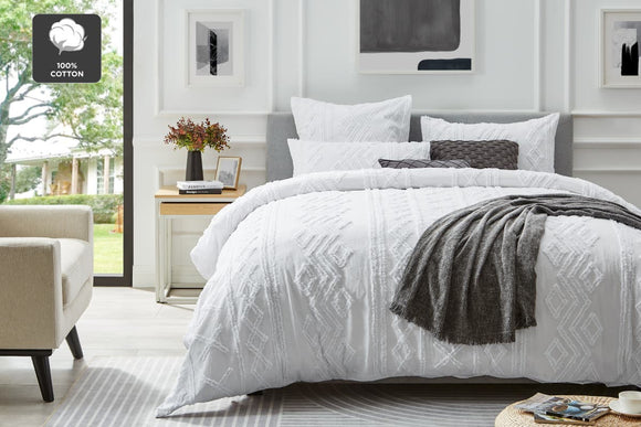 NNEKG Leander Tufted Quilt Cover Set (White Double)