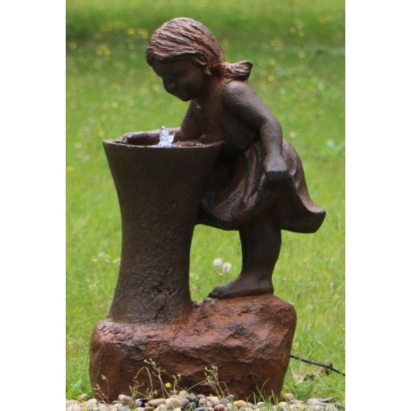 NNEDSZ Girl at Water Fountain