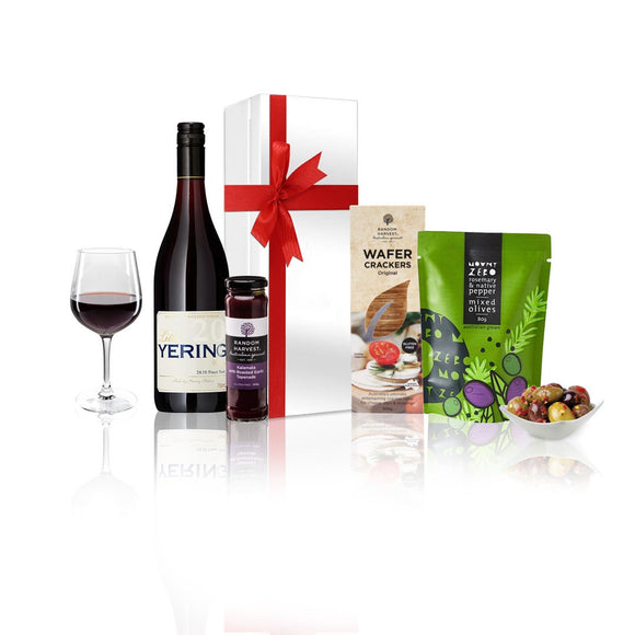 NNEDSZ Pinot & Gourmet Treats Hamper