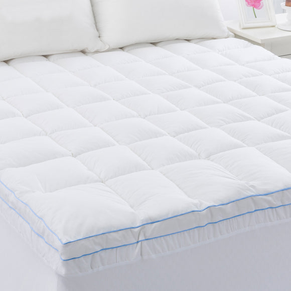 NNEDSZ Cloudland 750GSM Memory Resistant Microball Fill Mattress Topper King