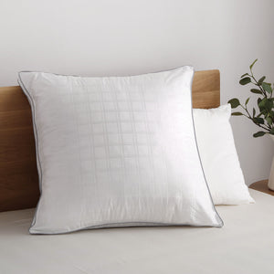 NNEDSZ Accessorize Deluxe Hotel European Pillow 65 x 65 cm