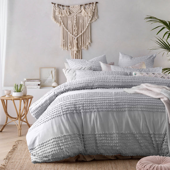 NNEDSZ Vintage Design Homewares Betty Silver Quilt Cover Set Queen