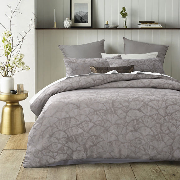 NNEDSZ Accessorize Shells Jacquard Quilt Cover Set King
